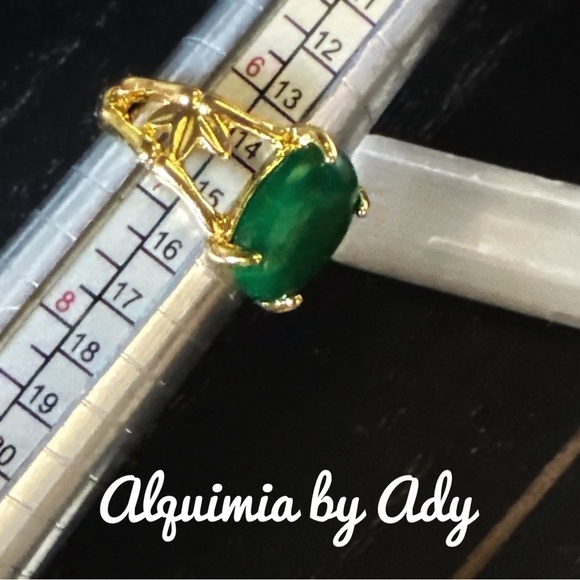 Jade and gold Victorian bohemian gem ring - Picture 3 of 3